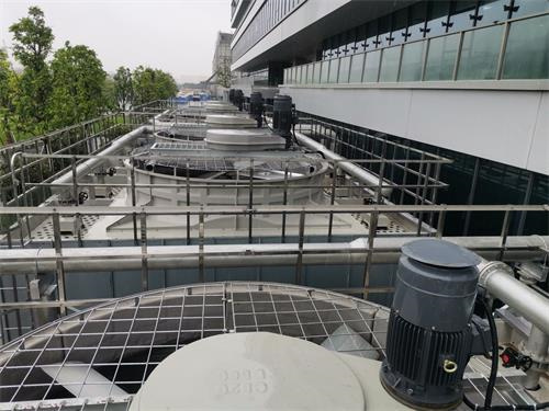 閉式冷卻塔的性能特點(diǎn),閉式冷卻塔圖片