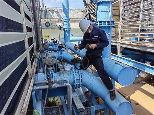 冷卻塔與工業冷水機的工作原理,華信工業冷卻塔