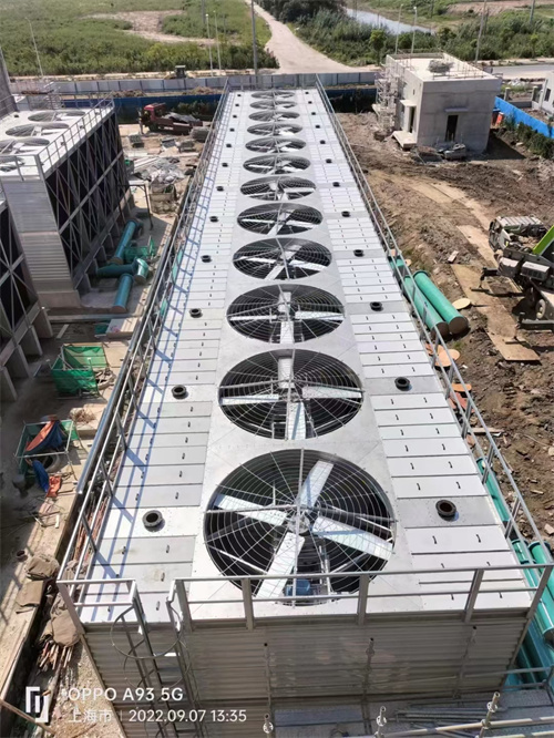 閉式冷卻塔廠家談閉式冷卻塔的設計要達到什么樣的要求,閉式冷卻塔價格多少錢一噸