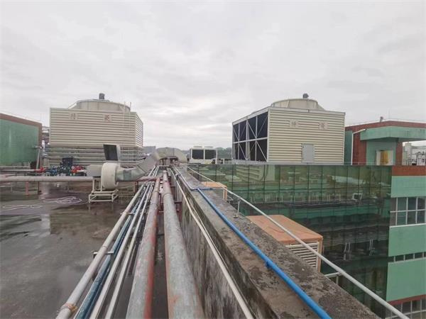 低噪音冷卻塔可以處理的水的溫度是多少？,低噪音閉式冷卻塔